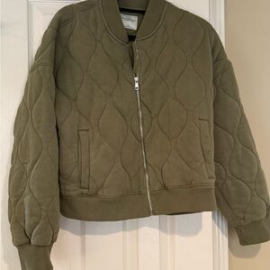Abercrombie & Fitch XL Quilted Bomber Jacket